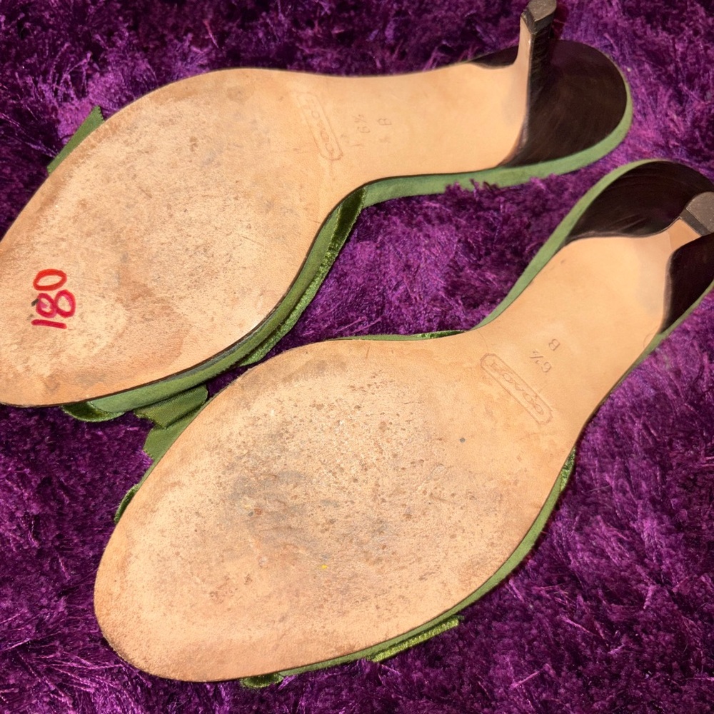 COACH Vintage Olive Green Velvet Bow Kitten Heels - Picture 4 of 5